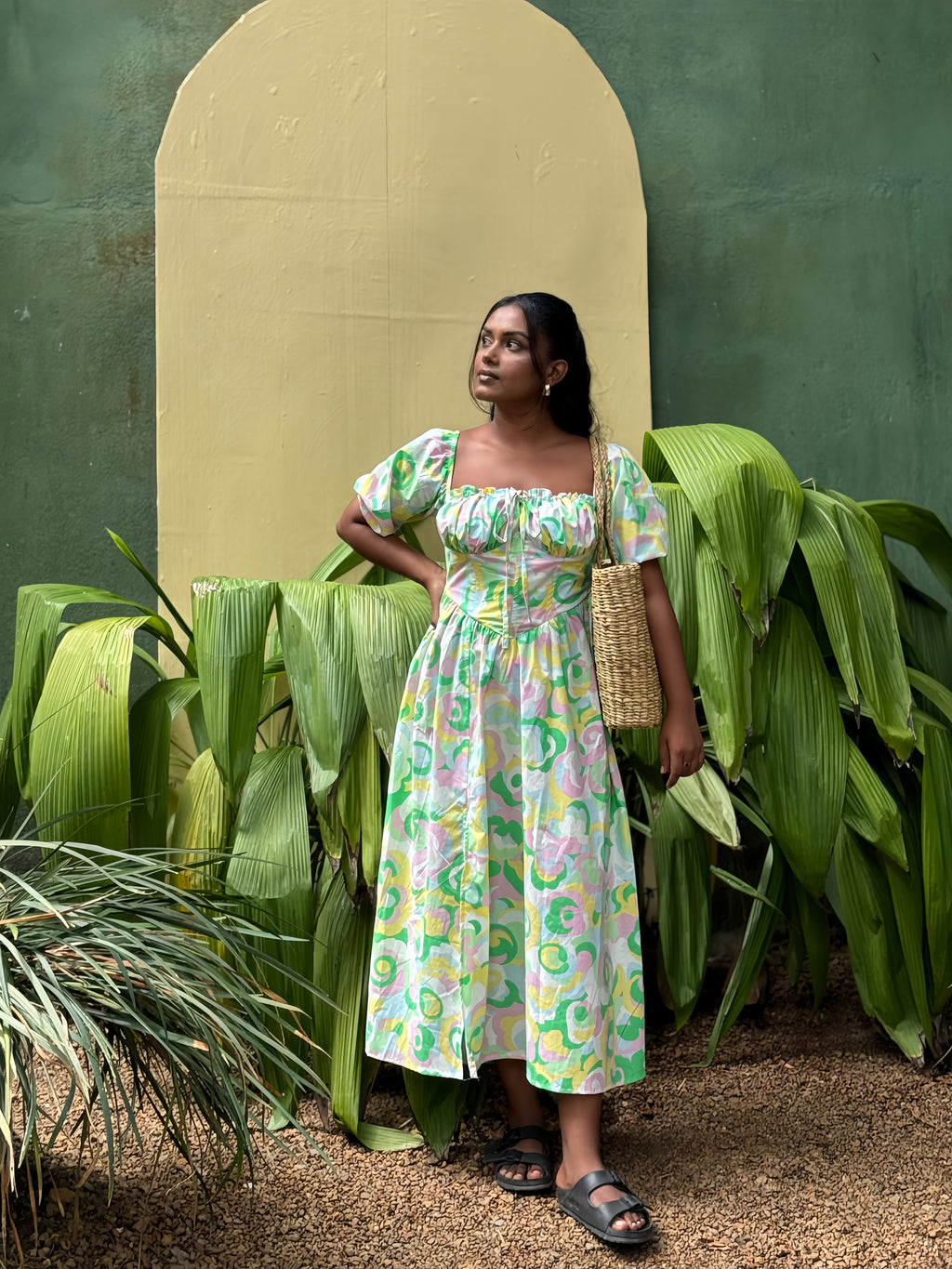 Garden Muse Puff Sleeve Midi Dress